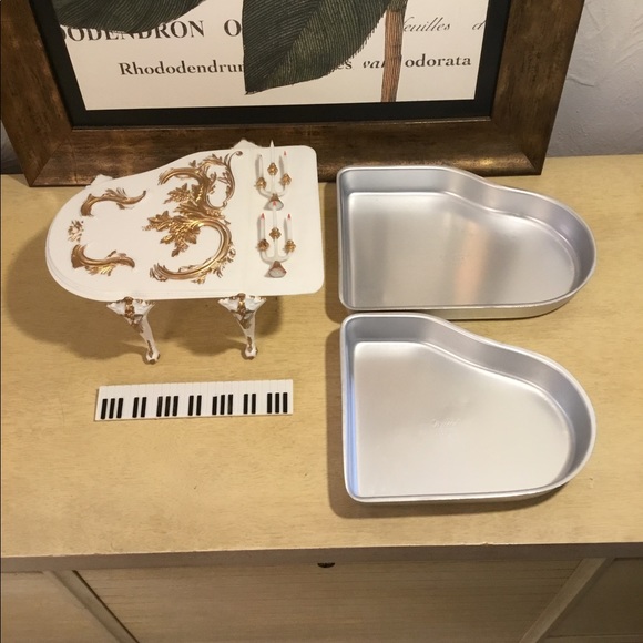 Vintage Kitchen Vintage 973 Wilton Grand Piano Cake Pans Poshmark